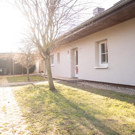 Seemannshus Born Exteriör bild